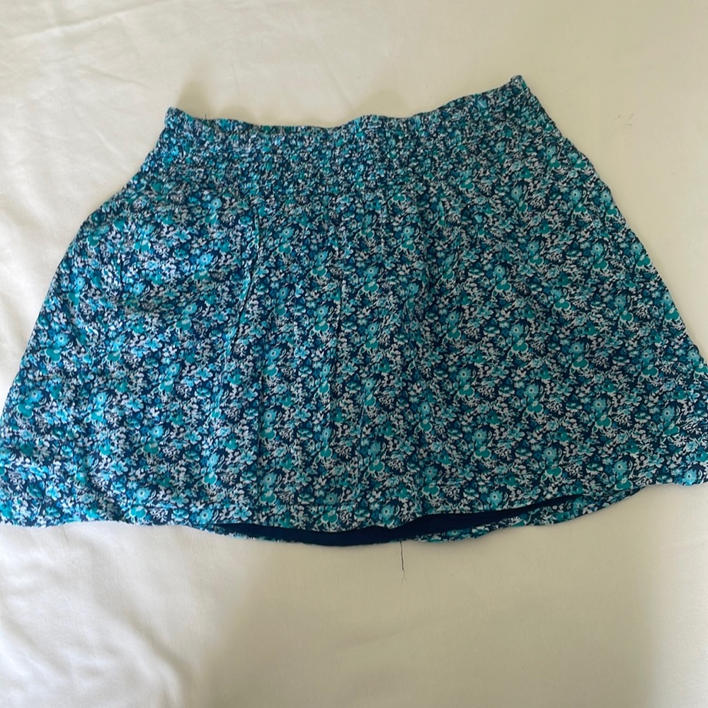 Blue floral Aeropostale skirt